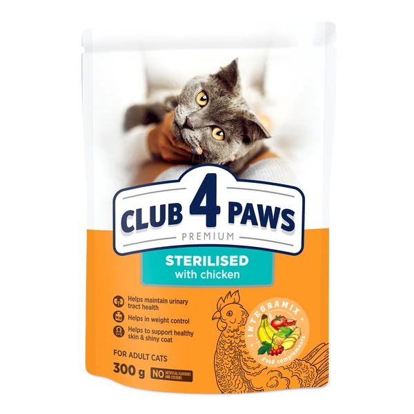 CLUB 4 PAWS Premium Sterilizált Macskáknak Csirkés Száraz Macskaeledel 300 g